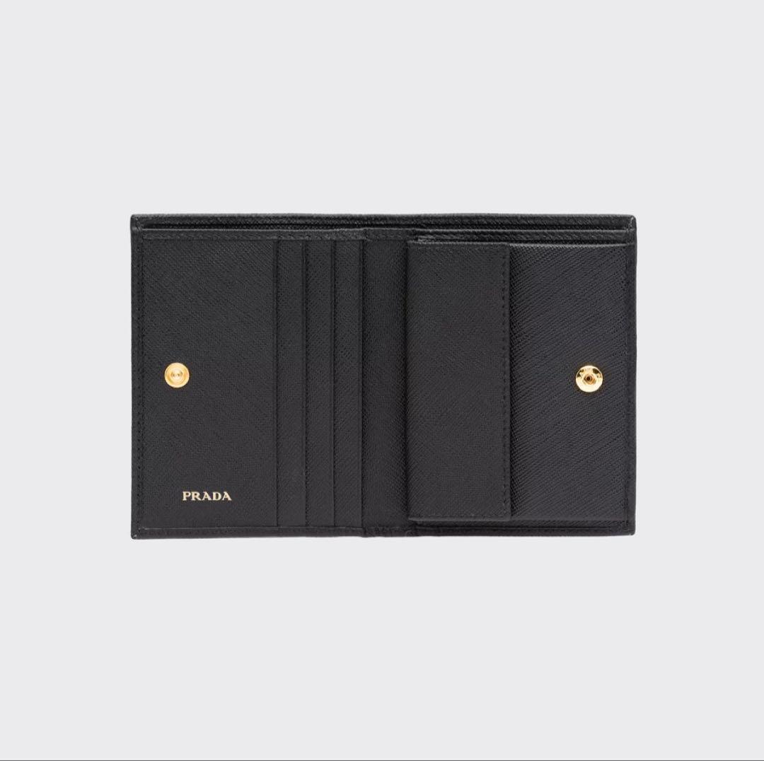 PRADA ブラック 二つ折り財布