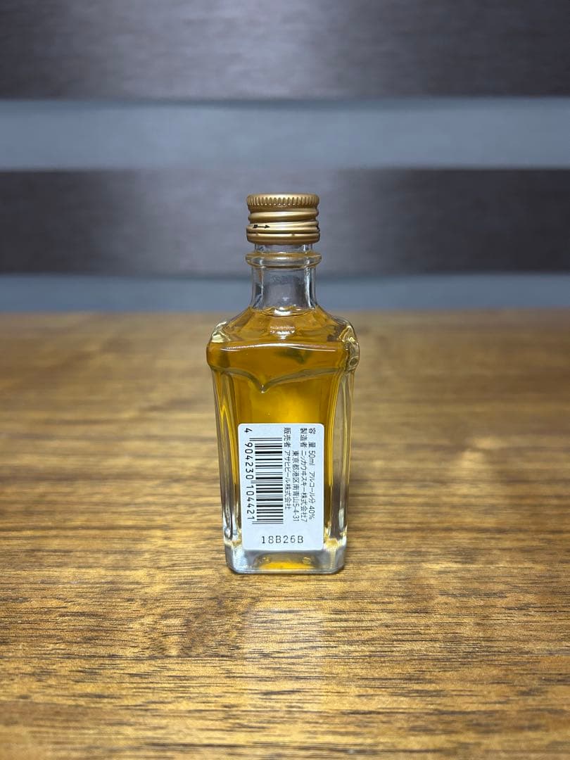 山崎12年・響17年・竹鶴12年の ミニボトルセット - メルカリ