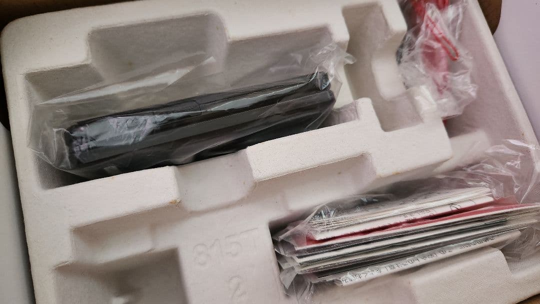 ​【激レア】ハローキティ レトロ携帯電話