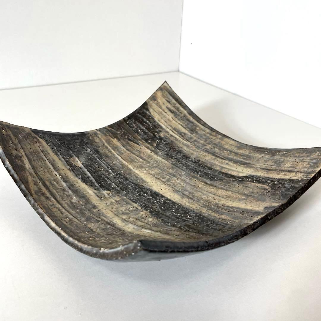 XG513 陶芸家・波多野善蔵・萩焼四方皿・萩焼・共箱・共布栞・刷毛目