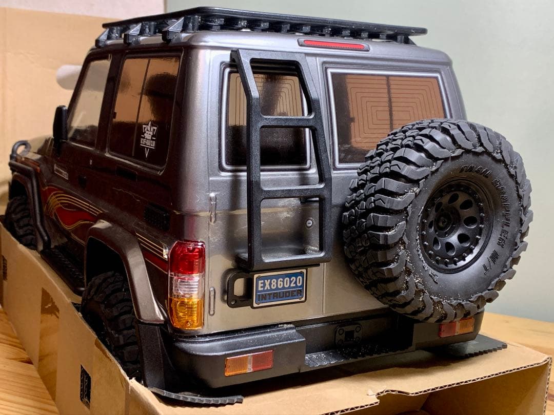 か*ん様 RGT 1/10スケール ロッククローラー