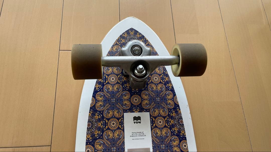 YOW Padang Padang 34インチ