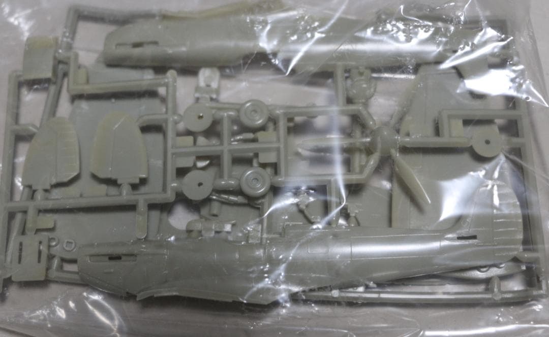 貴重AIRFIX製　1／７２バトル・オブ・ブリテン５０周年記念（３機種）未組立