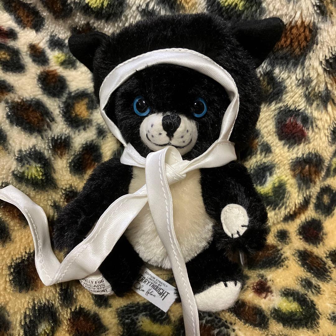 3本の鉄筋を組んだオブジェ