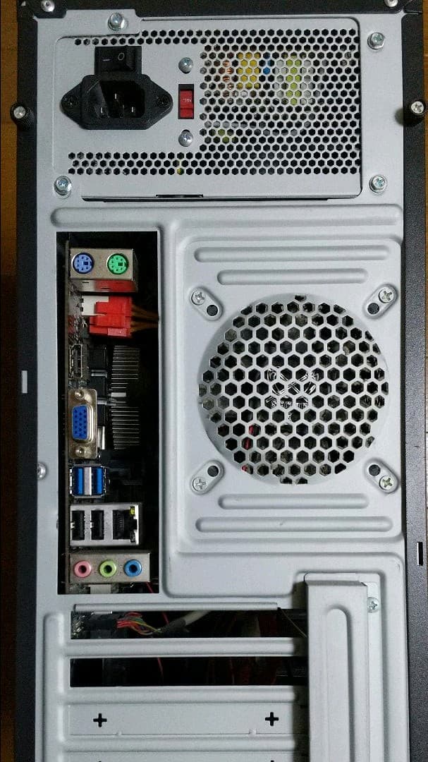 自作パソコン 中古 部品取り? 自作 PC 部品取り 自作パソコンの組立て