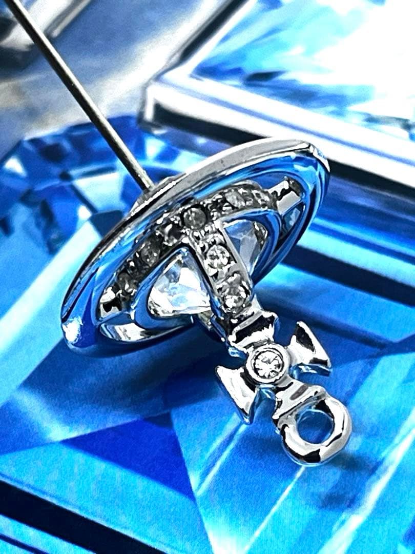 VivienneWestwoodロング ピンブローチ グラスカット クリスタル