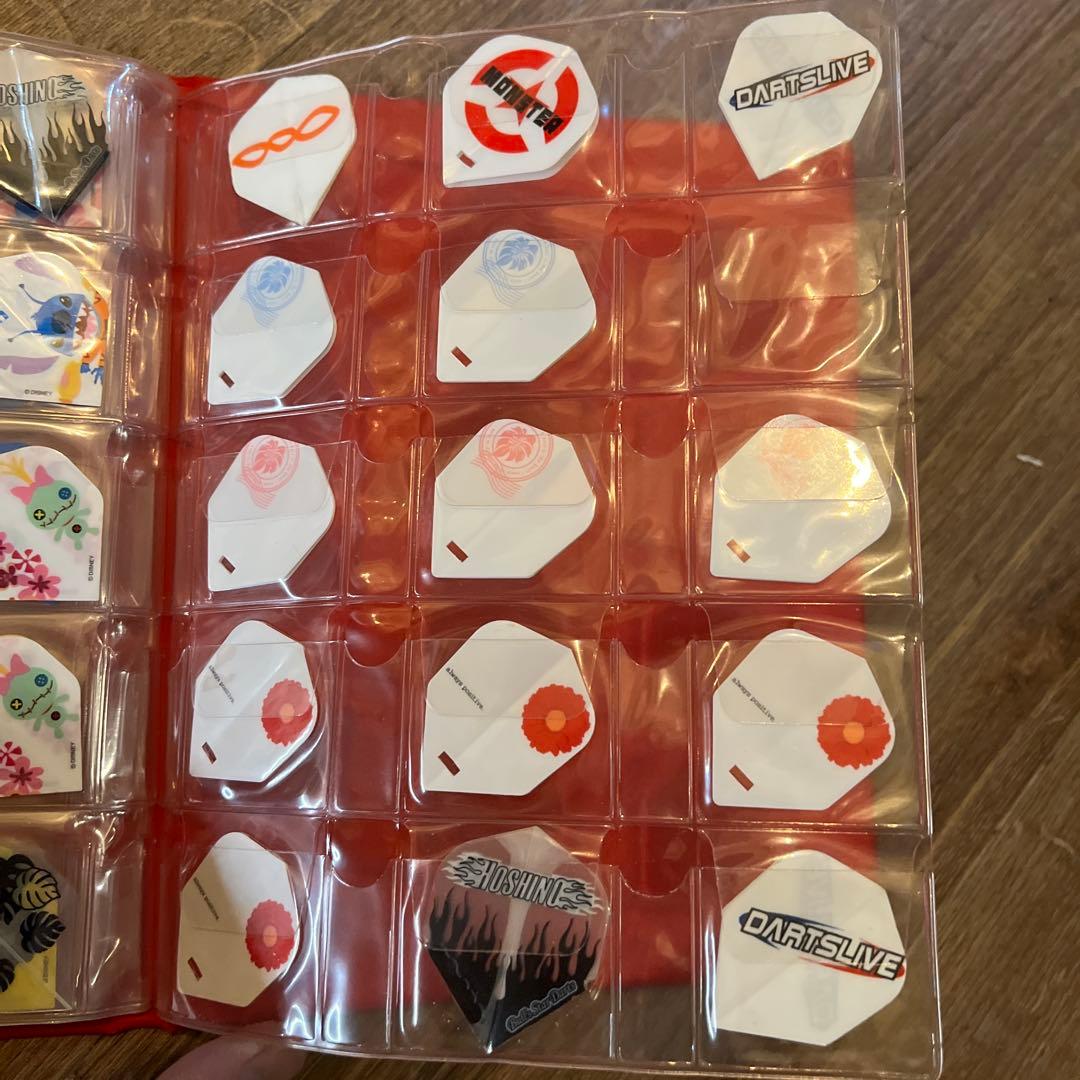 ダーツフライトセット 赤い収納ケース付き - メルカリ