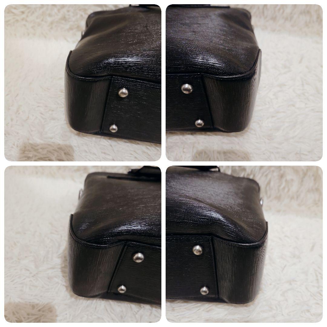 美品 ペッレモルビダ ビジネスバッグ キャピターノ ウェーブレザー PC 黒