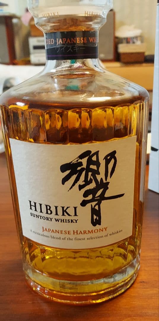 ♢ 響 ジャパニーズハーモニー 700ml 箱付 サントリー ウイスキー