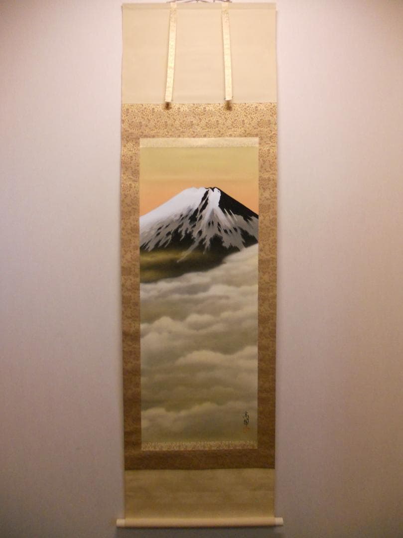 掛け軸 小野萬翠 富士 絹本 希少 軸装 茶道具 掛軸 美品 です。 - メルカリ