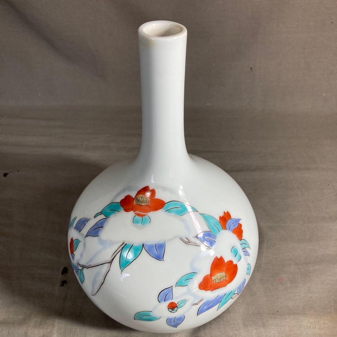 舘林貞夫】赤絵の伝統 日本の名窯 有田古琳庵窯 舘林貞夫作 錦雪椿絵