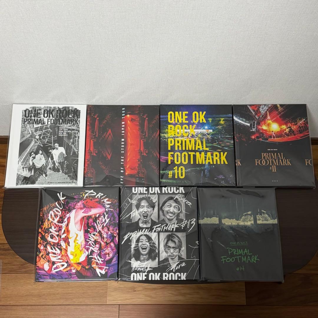 ONE OK ROCK PRIMAL FOOTMARK 7冊セット - メルカリ