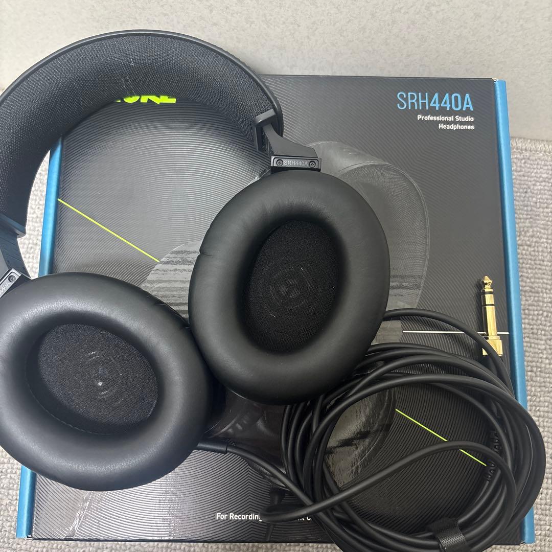 SHURE SRH440A シュアー ヘッドホン 箱付き・保証書あり SHURE SRH440A