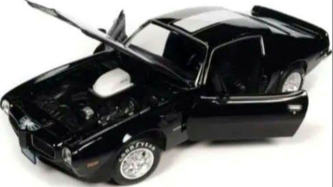 希少 AutoWorld オートワールド 1/18 ファイヤーバードトランザム