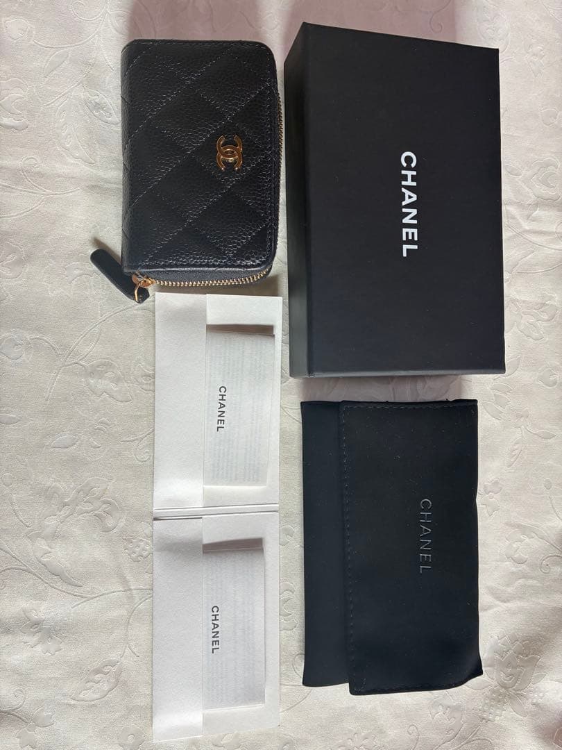 に*☻様 CHANEL クラシックジップパース　ブラック