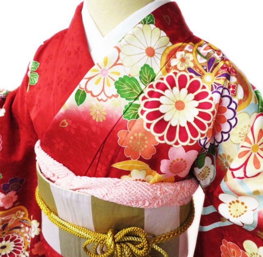 古典模様 花 金駒刺繍 正絹 振袖 着物 トールサイズ