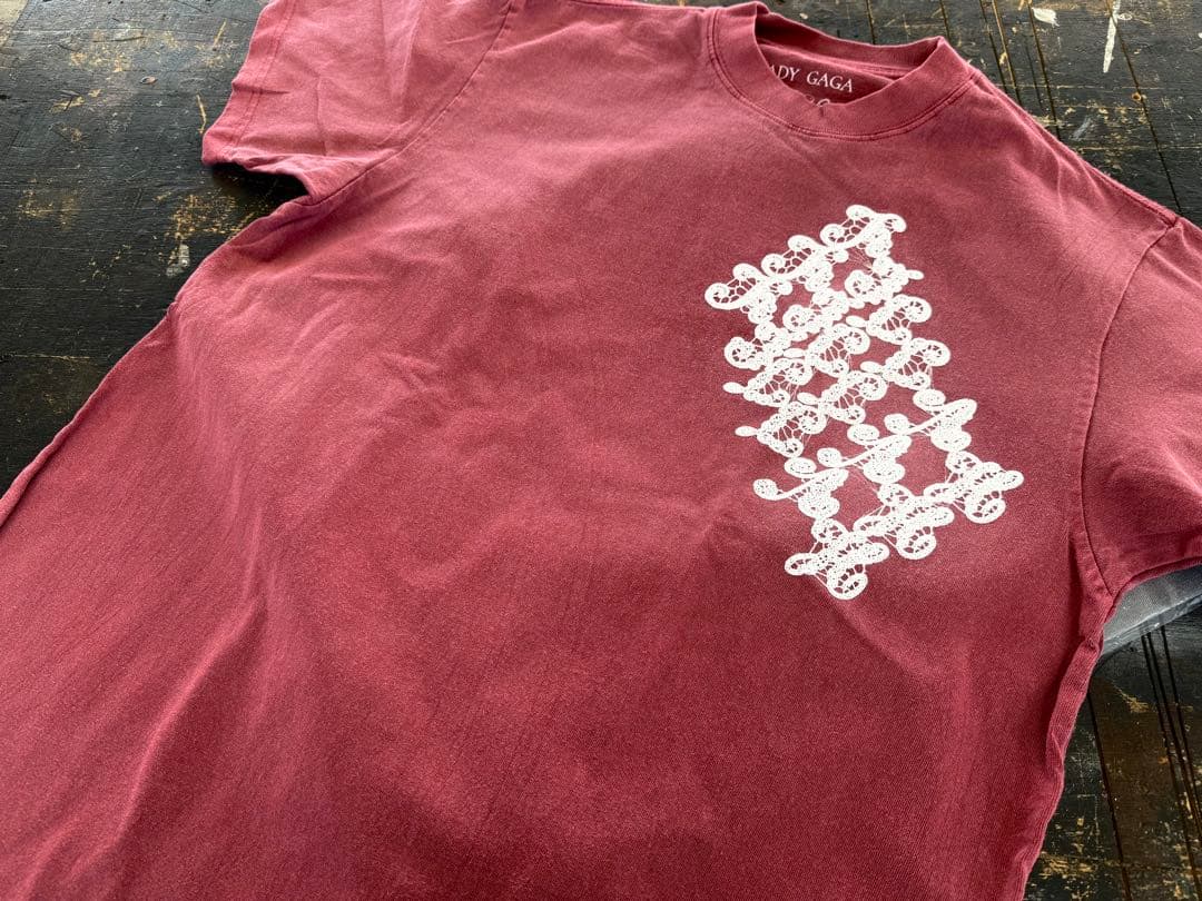 新品)レディーガガ VIPGOLD 最前列 Tシャツ M〜最安値〜 - メルカリ