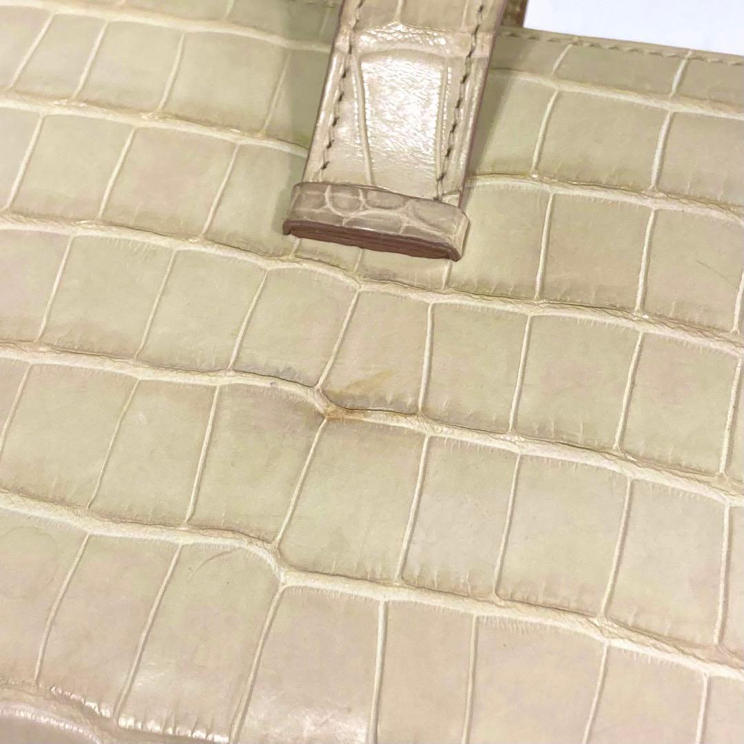 Z刻印　エルメス　ベアンコンパクト　アリゲーターマット　べトン　折り財布