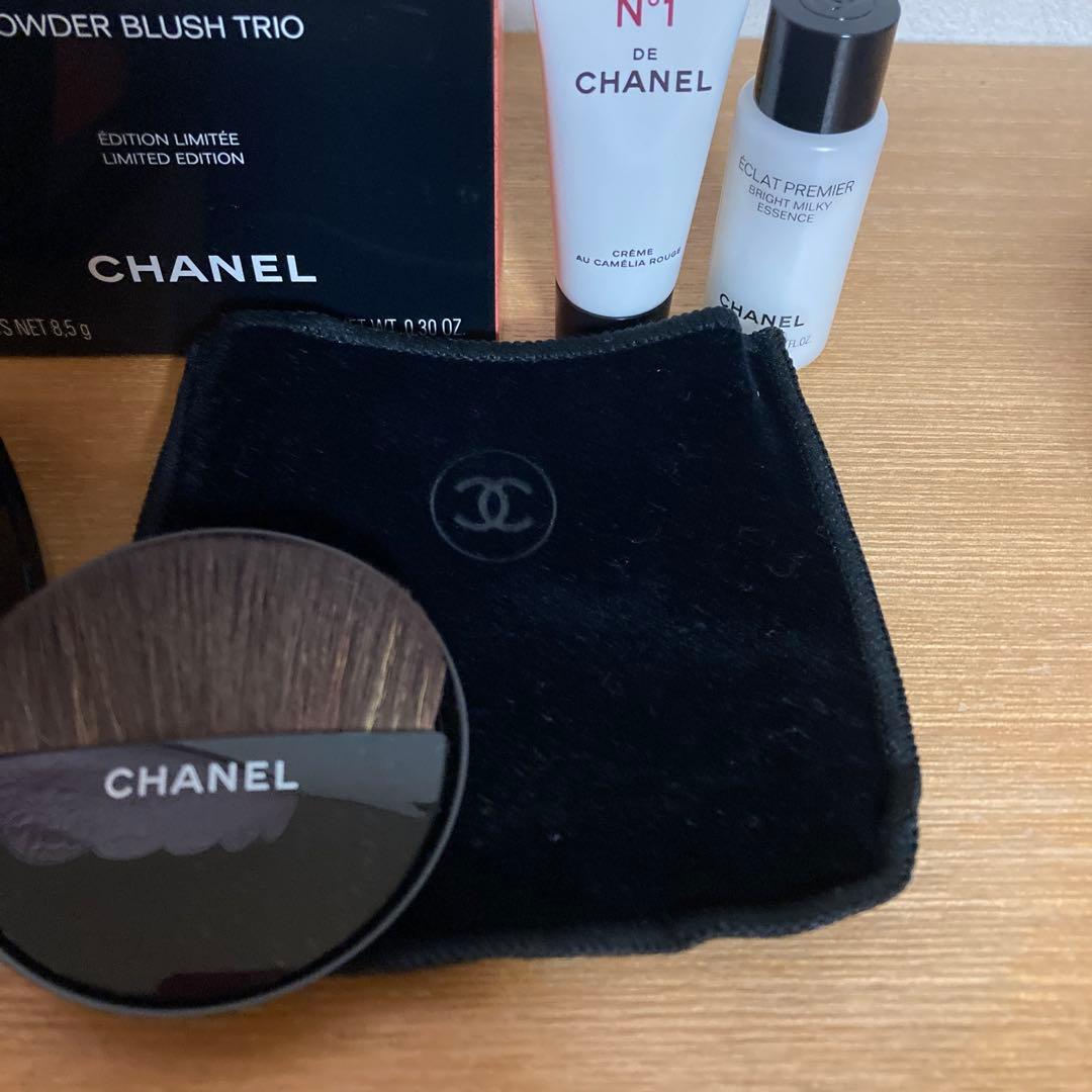 CHANEL 限定品　カメリア フトゥーラ＋サンプル