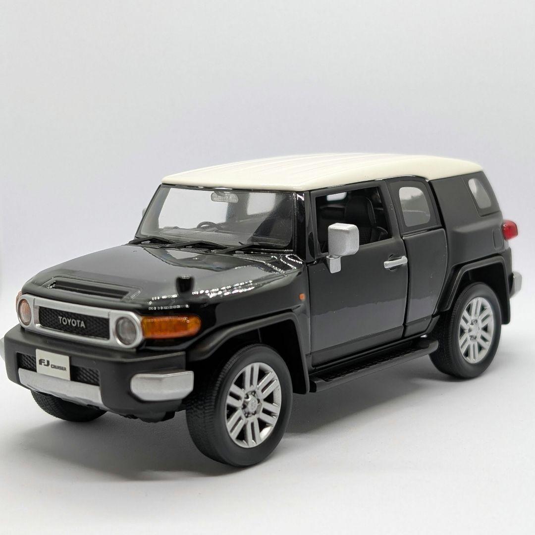 トヨタ FJクルーザー ブラック カラーサンプル 1/30 非売品 - メルカリ