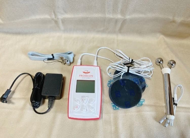 シーズラボ PROSHAPE ほぼ新品！美品！美顔器 シーズラボ プロシェイプ