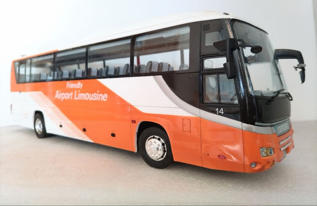 1/32 東京空港交通エアポートリムジンバス仕様(日野セレガSHD)素人組立品