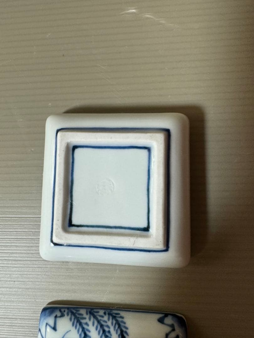 2767 景雲作 染付隅田川 香合