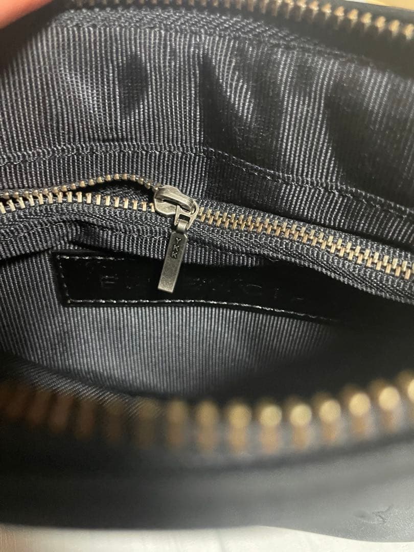 BALENCIAGA ショルダー サブバッグ　パーティバッグ　ポーチ