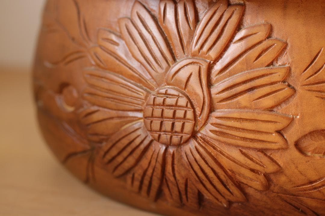 天然木 無垢材 茶櫃（ちゃびつ） 手彫り 花柄 彫刻 直径30cm 煎茶道具 -
