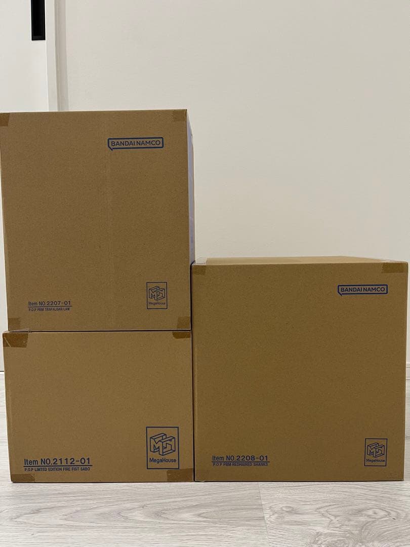 ワンピースpop シャンクス サボ ロー