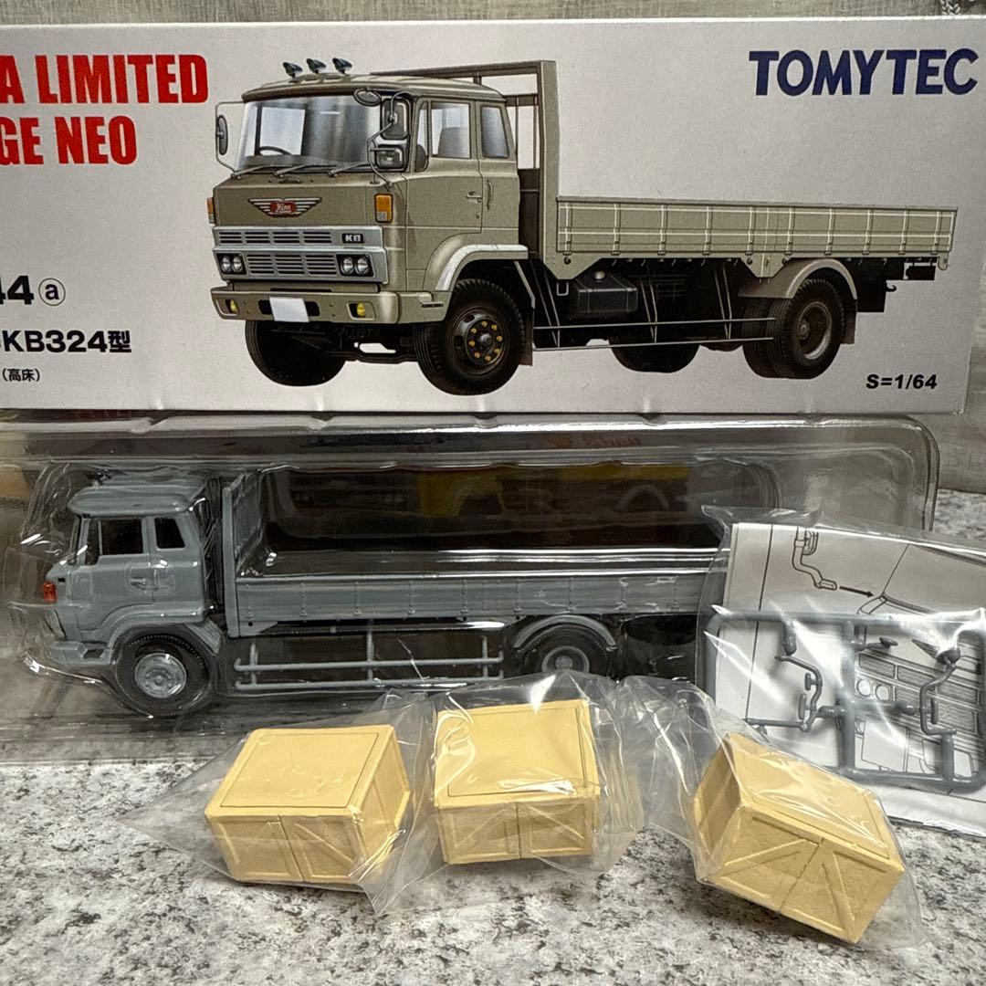 トミカリミテッドビンテージネオ 日野KBSトラック＆タンクローリー