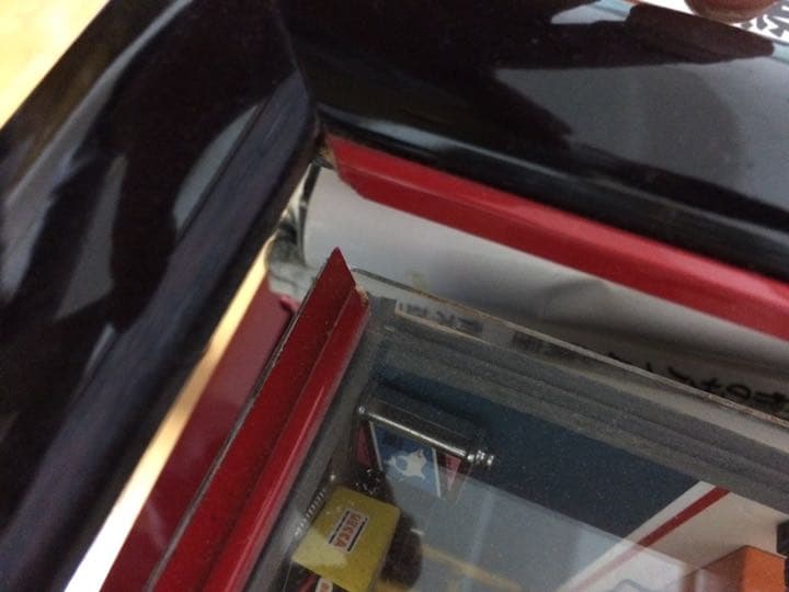 フェラーリ F40 ダイキャスト 注意 木製の枠が一部破損。 - メルカリ