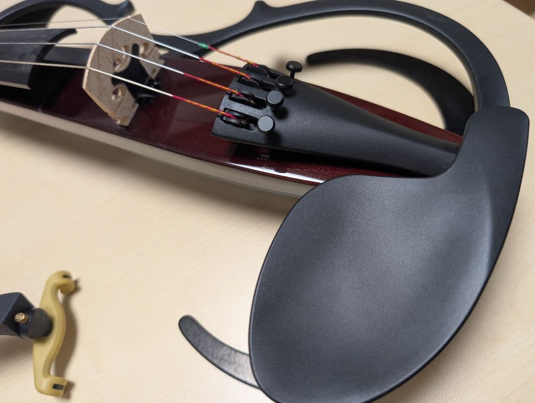 ヤマハ YAMAHA サイレントバイオリンセット YSV104 ハードケース付き