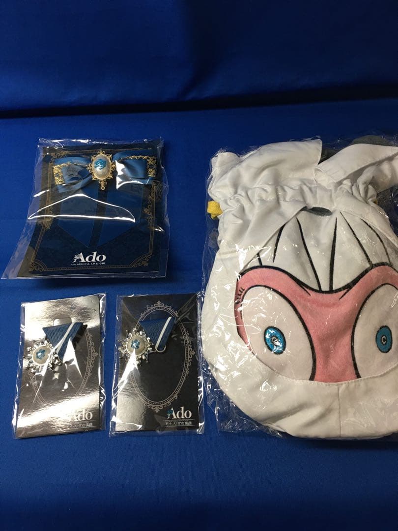 Ado グッズ まとめ売り 大量 Tシャツ、ペンライト、ポシェット、タオル