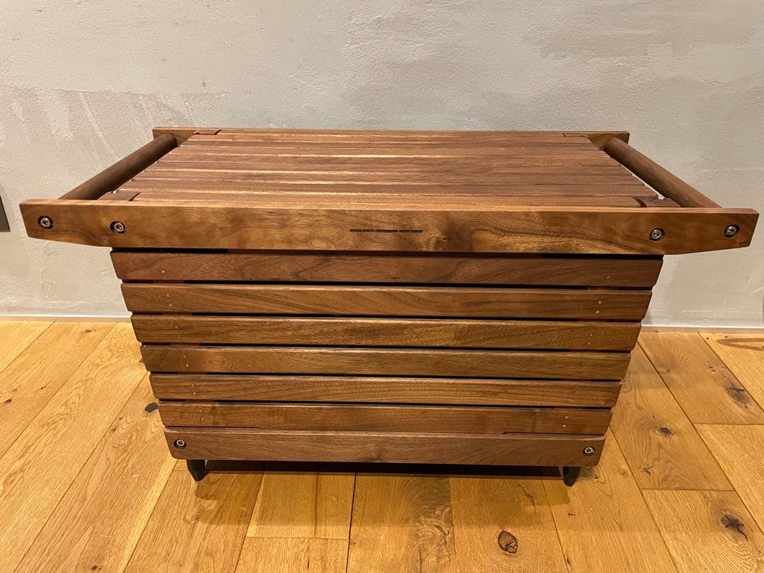 IKIKI シェルフコンテナM ソリッドトップパネル アルミスパイクセット