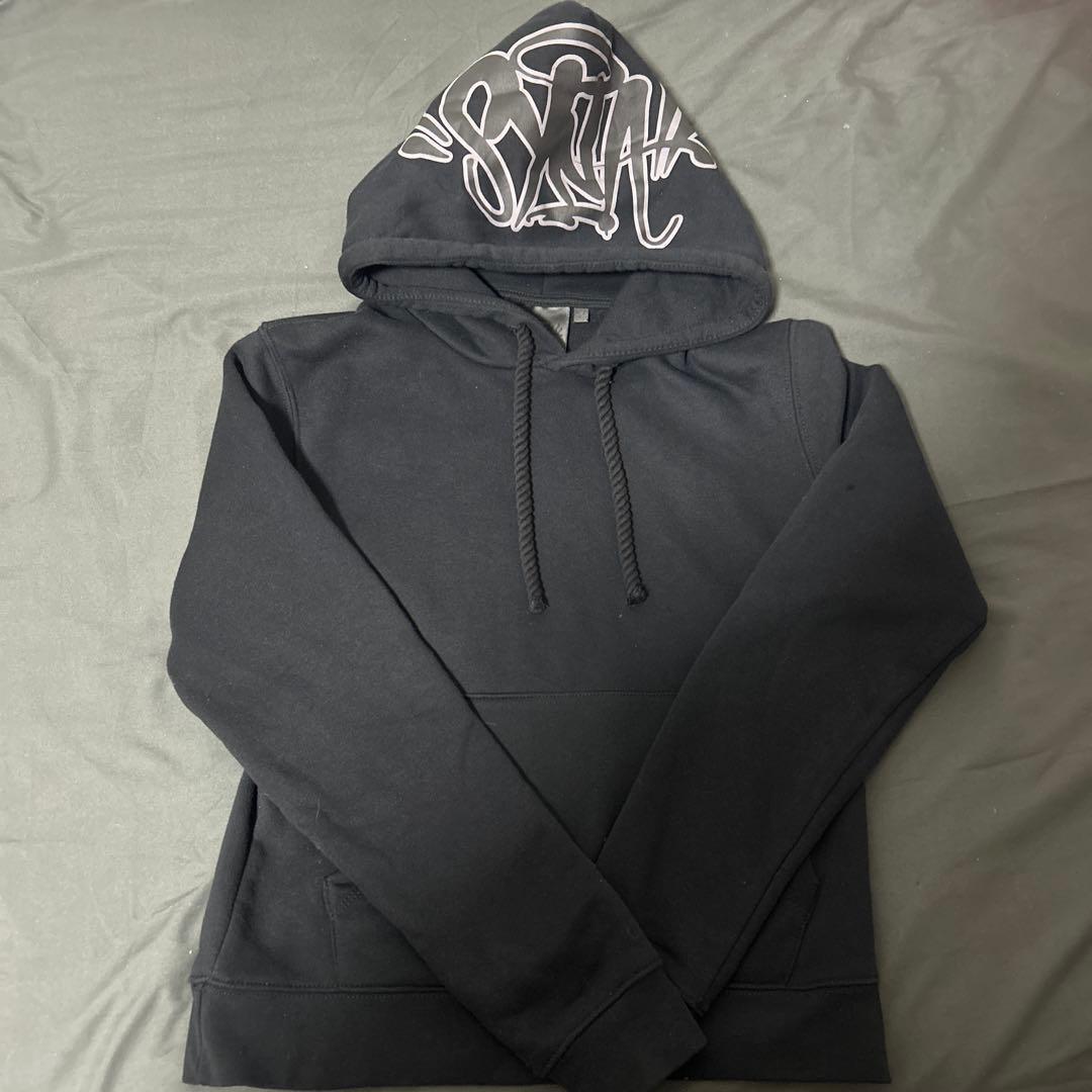 syna world パーカー　xs