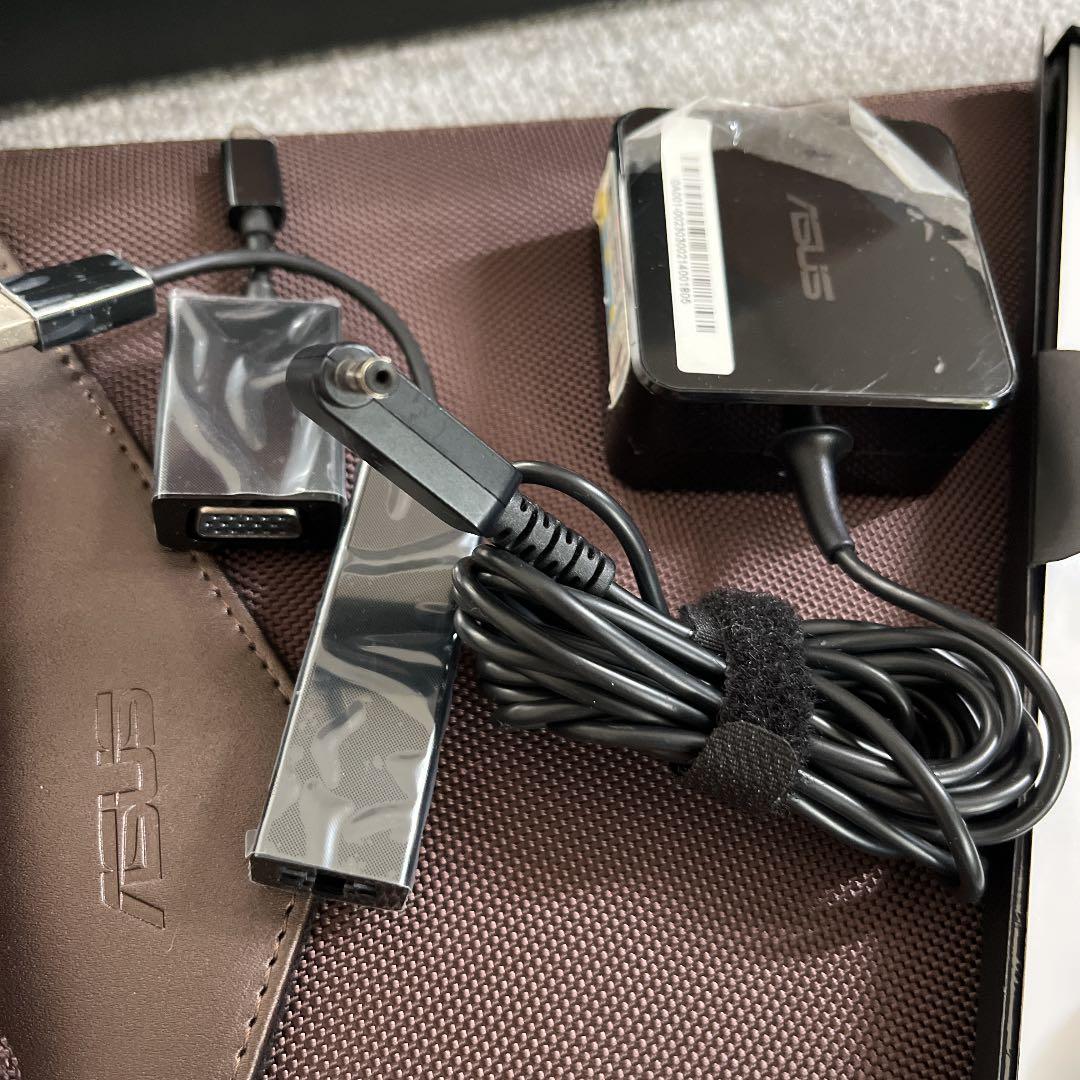 一部不具合有ASUS ZENBOOK UX31A-R5128エイスースゼンブック