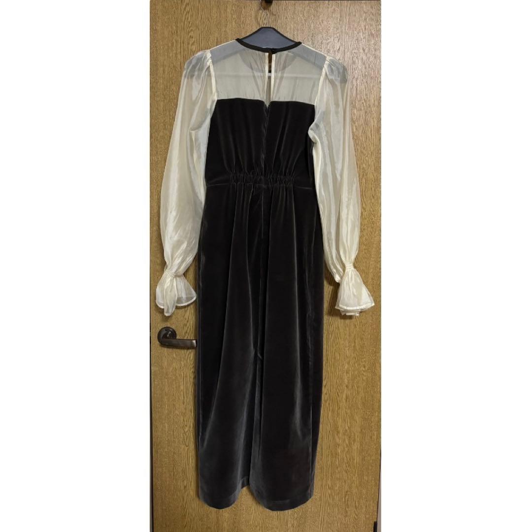 CHICO オケージョン 配色シアーリボンベロアワンピース チャコールグレー