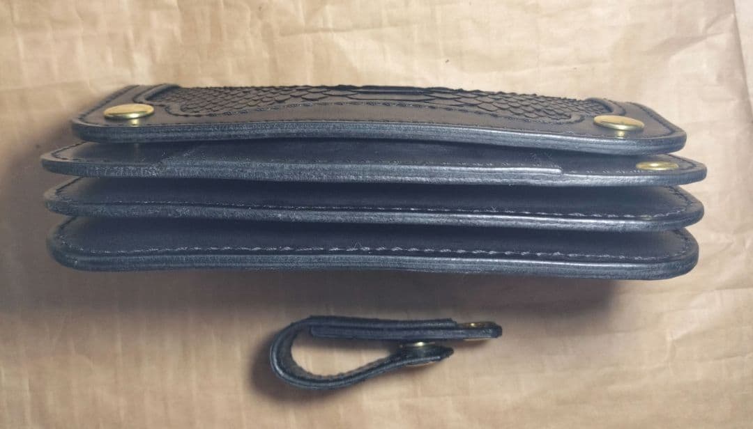 トラッカーウォレット 黒蛇