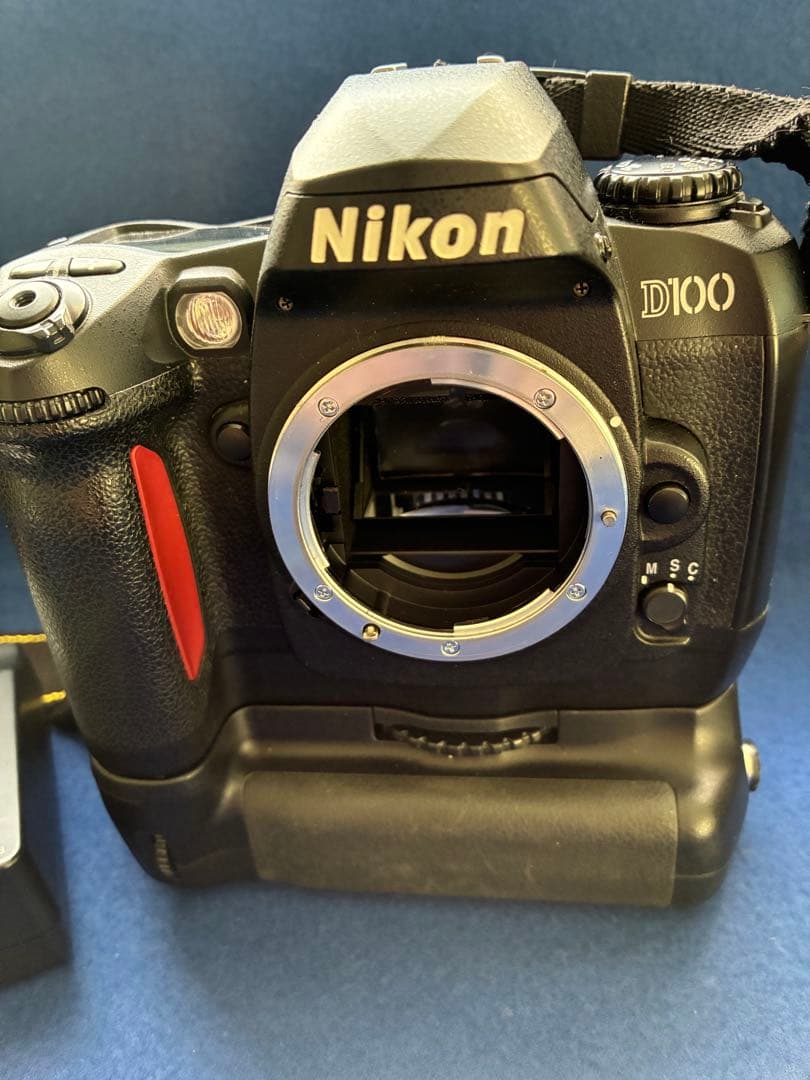 豪華セット】Nikon D100 ボディ ＋ SIGMAレンズ2本バッテリー2