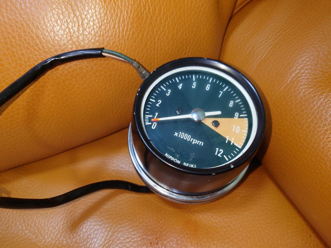 スピードメーター・ タコメーター １組