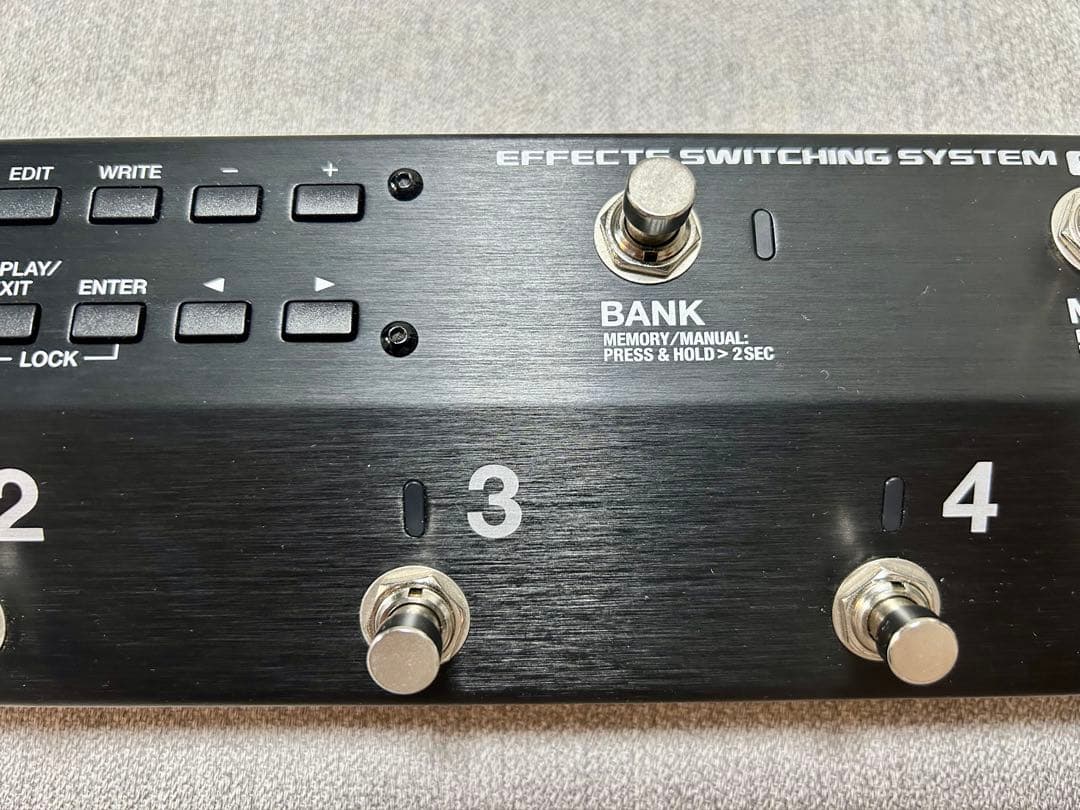 BOSS ES-5 スイッチャー