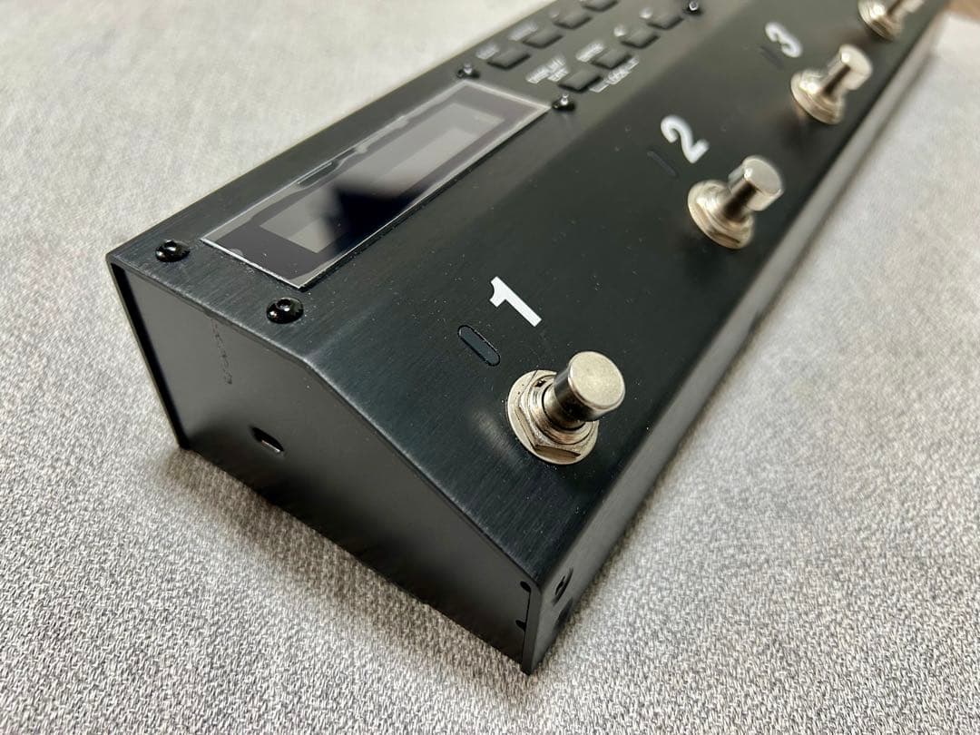 BOSS ES-5 スイッチャー