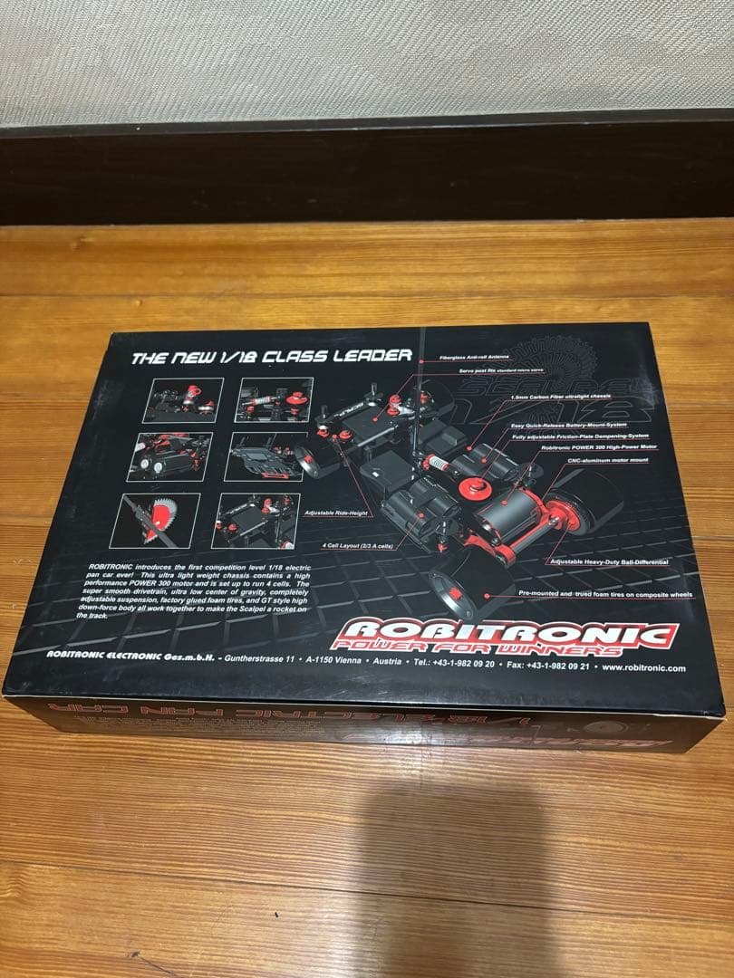 ロビトロニック　スカルペル　1/18 ラジコン