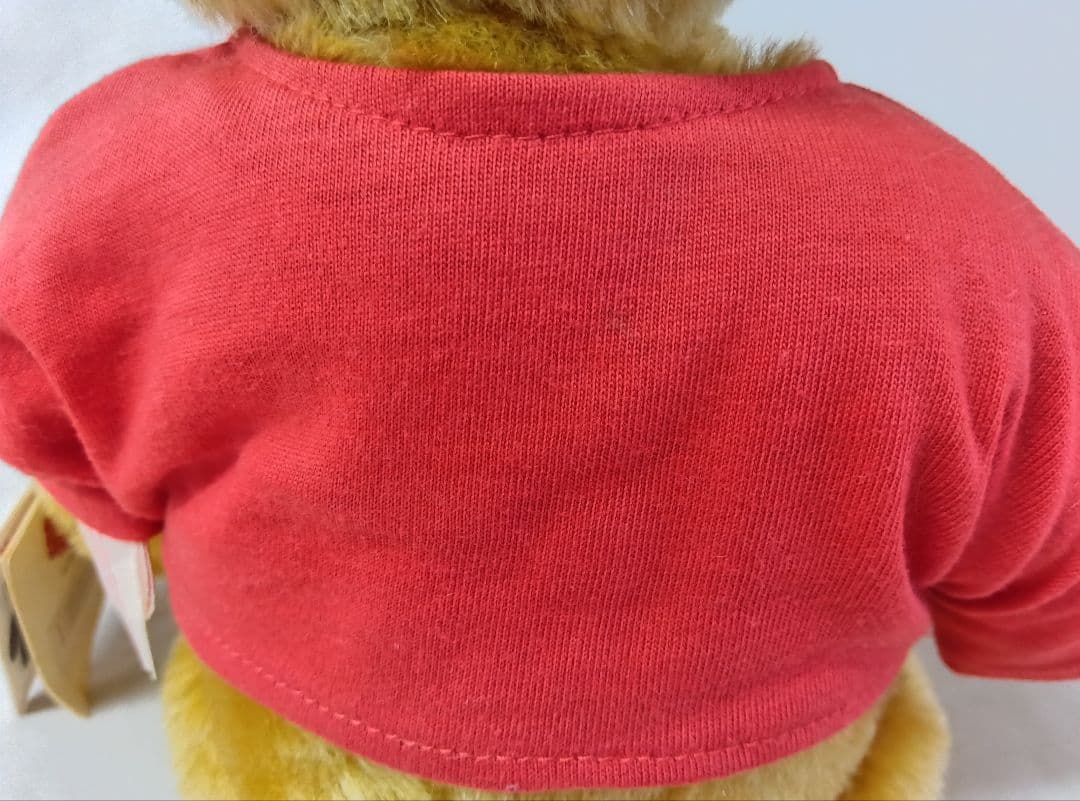 赤ハーマン社製ウィニー・ザ・プー　2001年　くまのプーさん　限定品　レア　美品