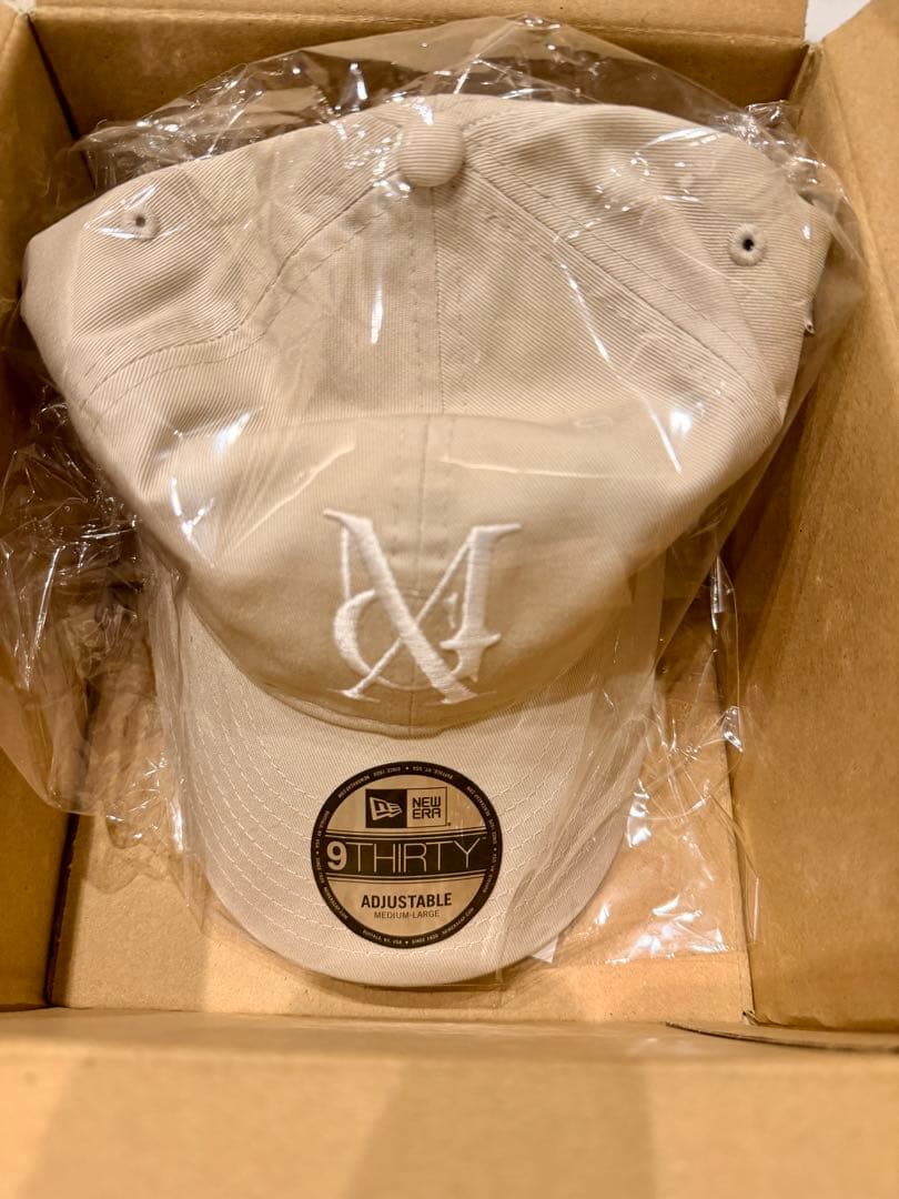 Mrs. GREEN APPLE ベージュ キャップ ニューエラ ピンズ付き - メルカリ