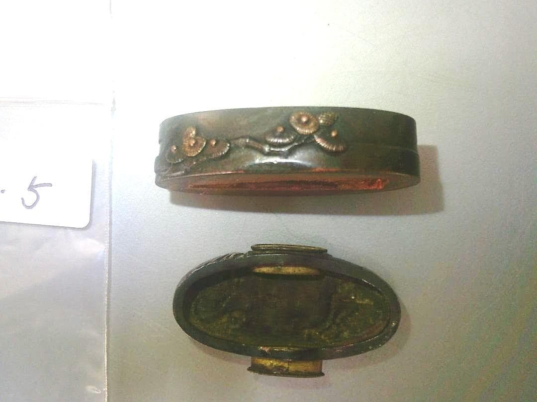 利用！【刀装具部品　縁頭　松木葉文細工　赤銅　小道具・N5】★コレクション美術品