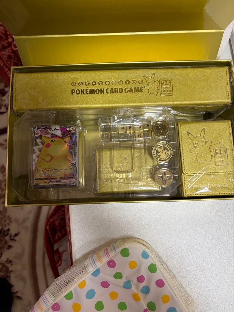 ポケモン25th Anniversary Golden Box サプライ&デッキ