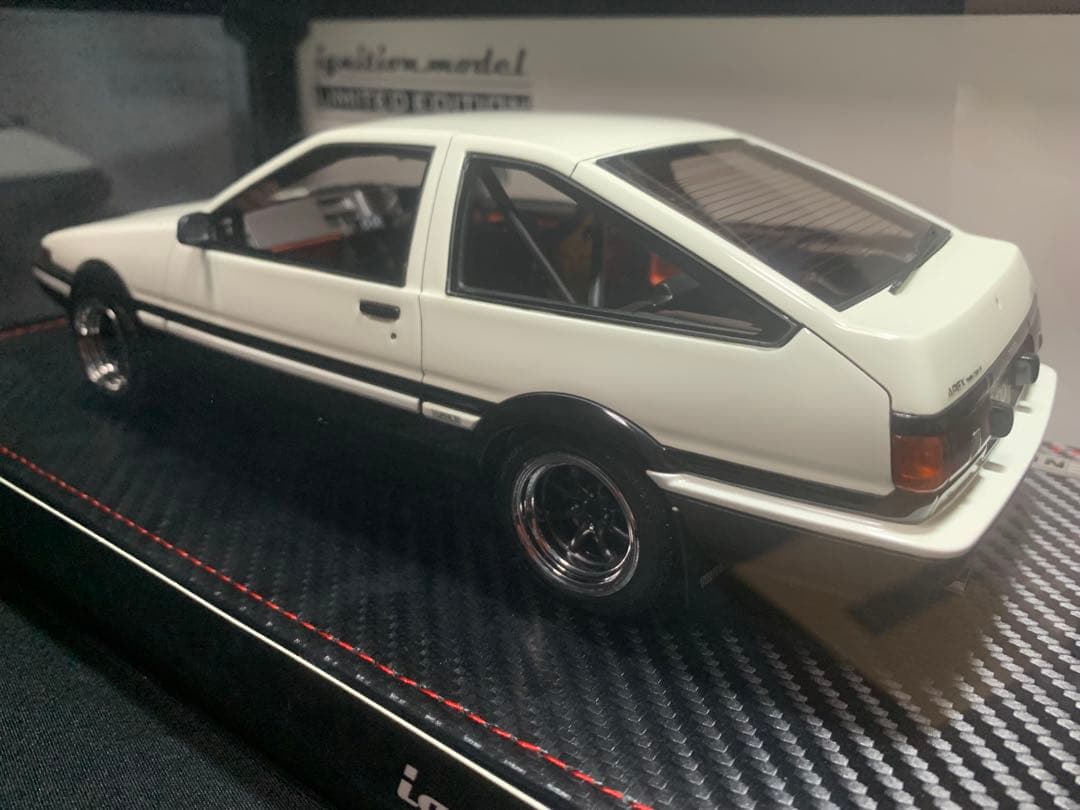 限定80台 1/18 Toyota Sprinter Trueno AE86
