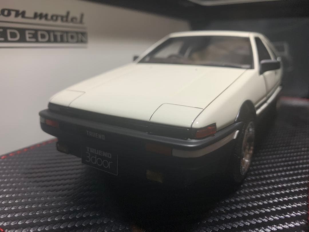 限定80台 1/18 Toyota Sprinter Trueno AE86